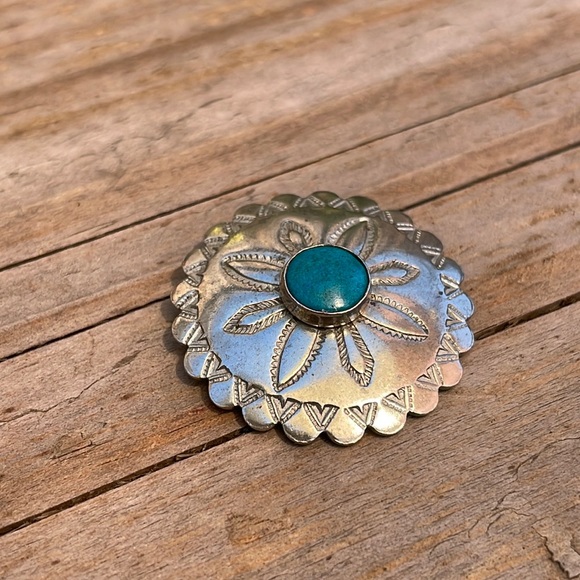 Silver Snapper With Turquoise - Picture 1 of 3